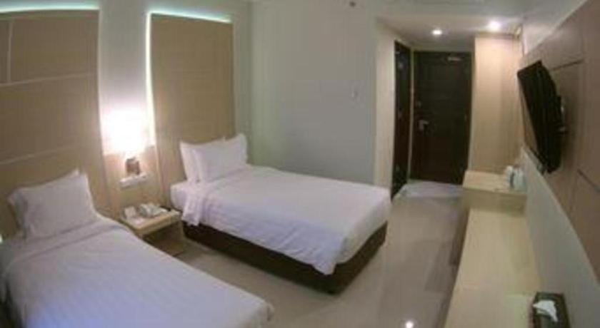 โรงแรมฮอไรซัน ซากาบูมี ซูกาบูมี ภายนอก รูปภาพ